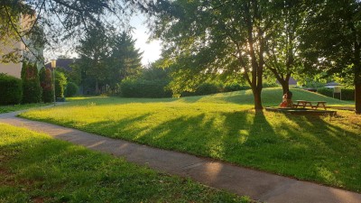 Schöne 2-Zimmer-Wohnung mit Balkon und Einbauküche in Groß-Enzersdorf