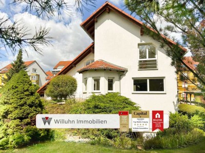 Bezugsfreies Architektenhaus Sonnige Terrasse | 2 Garagen | Idyllischer Außenbereich