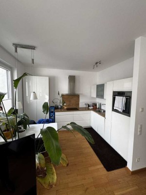 2 - Zi. Wohnung mit Balkon und Tiefgaragenstellplatz an der Kempener Burg