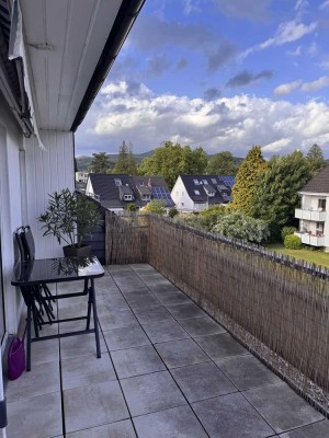 Rarität: Schicke  4-Zimmer-Wohnung in ruhiger, aber zentraler Lage von 53604 Bad Honnef