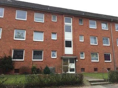 Wer will mich ? Frisch sanierte 1,5 Zimmer-Wohnung mit Balkon
