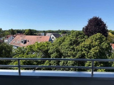 *** Renovierungsbedürftiges 1-Zimmer-Apartment mit großzügigem Sonnenbalkon und Weitblick ***