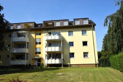 Bremerhaven // Geräumige 5-Zimmer-Eigentumswohnung mit Balkon und Außenstellplatz – Ideales Familien