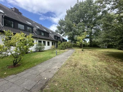 Großzügige 5-Zimmer DG-Wohnung mit Balkon auf dem Brühler Weg in Meerbusch-Büderich