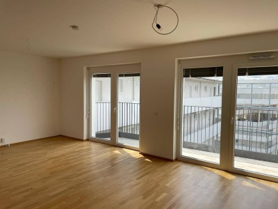 Helle Neubauwohnung mit Balkon und Schöcklblick