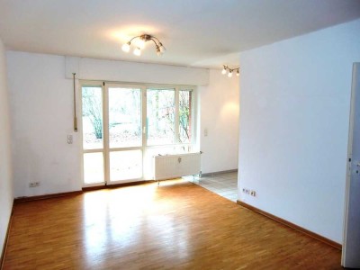 BERUFSPENDLER AUFGEPASST ERDGESCHOSS-WOHNUNG TERRASSE PARKETT AUSSENSTELLPLATZ KÜCHENÜBERNAHME MÖGL.