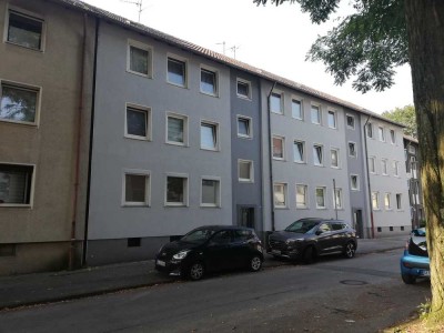 Schüttlakenstraße 46, schöne helle 1 ZKB Wohnung im 2.OG