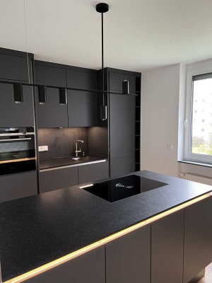 ** 3,1% Nettorendite! ** EXKLUSIVE 2-ZKB WOHNUNG MIT BALKON & GARTENBLICK ++provisionsfrei++