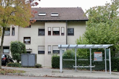 Helle 4-Zimmer Wohnung mit Balkon und Garage in Ludwigsburg