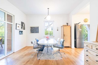 Zeitlos. Modern. Provisionsfrei. - Ein Haus, das begeistert!