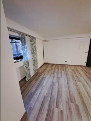 Schöne 3-Zimmer-Souterrain-Wohnung mit gehobener Innenausstattung mit Balkon und EBK in Emmerich