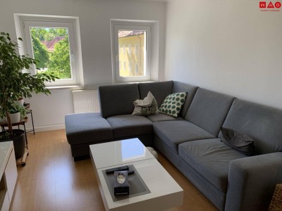 Sonnige Aussichten: helle und gepflegte 2-Raum-Wohnung bietet modernen Wohnkomfort in ruhiger und naturnaher Umgebung - flexibler Grundriss mit modernem Badezimmer! Unbefristeter Mietvertrag &amp; provisionsfrei!
