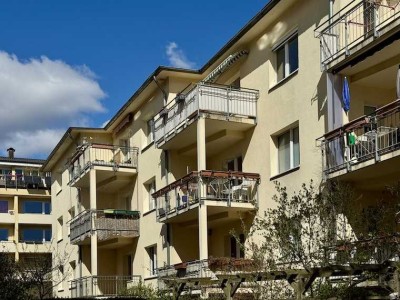 3-Zimmer-Eigentumswohnung bezugsfrei kaufen in Berlin-Steglitz, ca. 68 m², großer, sonniger Balkon