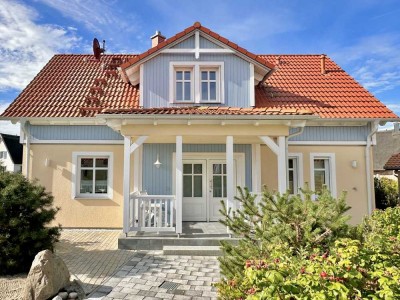„Wo Feriengefühl zuhause ist – charmantes Haus im Schwedenstil nahe der Ostsee“