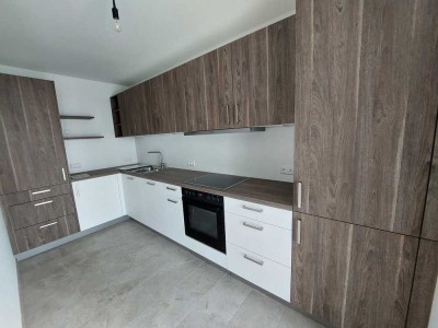 Stilvolle 2-Raum-Erdgeschosswohnung mit gehobener Innenausstattung mit Balkon und EBK in Neckarsulm