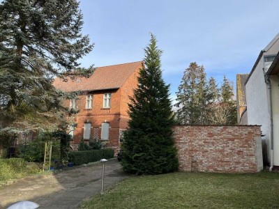 Ehemaliges Pfarrhaus mit großem Garten in einer sehr ruhigen Lage