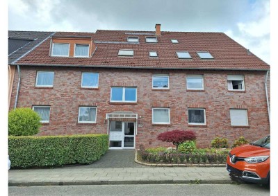 Gepflegte 2-Raum-Hochparterre-Wohnung mit Balkon und Einbauküche in Essen Schönebeck