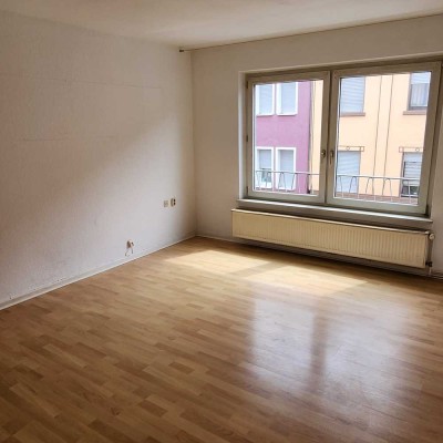 Gemütliche und helle 1 Zi.-Wohnung mit sep. Küche!