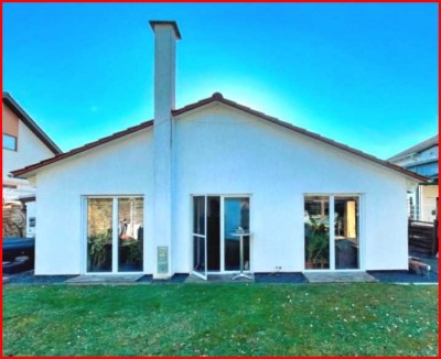 Alles auf einer Ebene in ruhiger Lage: Bungalow mit Komfort für Familie oder Seniorenehepaar!