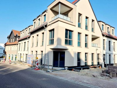 Moderne 4 Raumwohnung mit Balkon