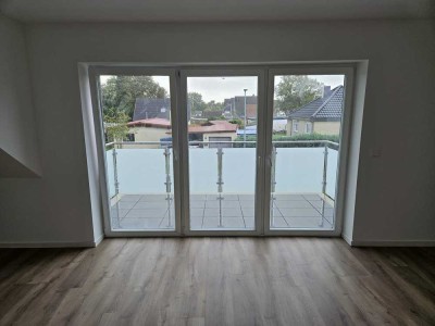 Neuwertige 3-Raum-Wohnung mit Balkon in Bremerhaven