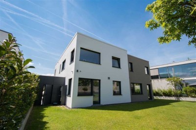 Exklusive Architekten-Villa in traumhafter Lage Riedbergs