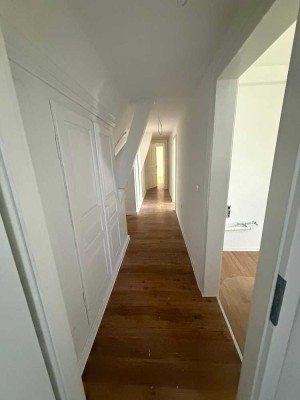 Helle, sanierte 2-Zimmer-Stadtwohnung