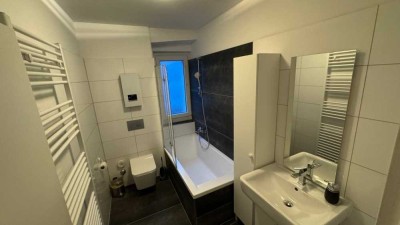 Renovierte Etagenwohnung mit Küche und Balkon | 3,5ZKB | Wuppertal| 1000 € Kaltmiete | 220 € NK