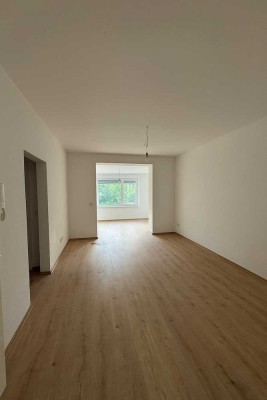 Freundliche 3,5-Zimmer-EG-Wohnung mit gehobener Innenausstattung in Saarlouis