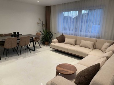 Moderne 4-Zimmer-EG-Wohnung mit Garten, Terrasse & Stellplatz in Köln-Ensen �