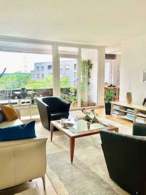 Alles da und richtig schön!!!  3-Zimmer-Wohnung mit TG-Platz in Lövenich- bezugsfrei