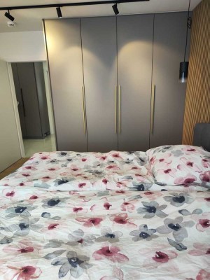 Familienfreundliche 4-Zimmer-Wohnung mit Balkon in Berlin Marzahn Mitte