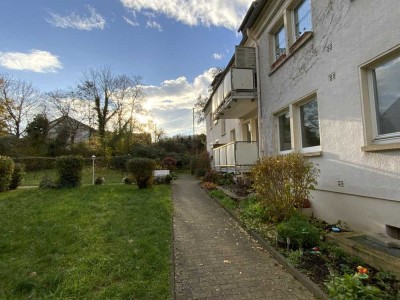 Schöne Wohnung mit Balkon - Hochparterre