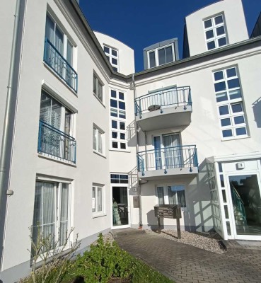 teilmöbilierte 2-Zimmer-Wohnung mit Balkon und Einbauküche in Leipzig