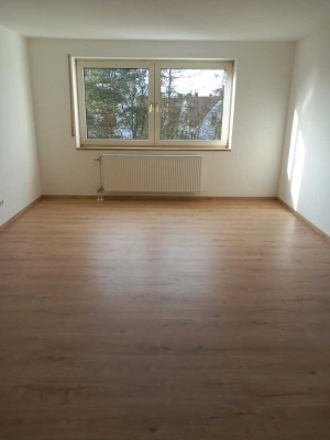 Ansprechende 3,5-Zimmer-Wohnung mit Balkon in Weiden in der Oberpfalz