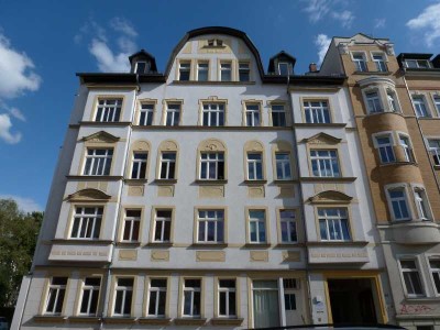 EINBAUKÜCHE, UNINÄHE, AUFZUG
