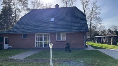 Charmantes Einfamilienhaus/Waldrandlage
