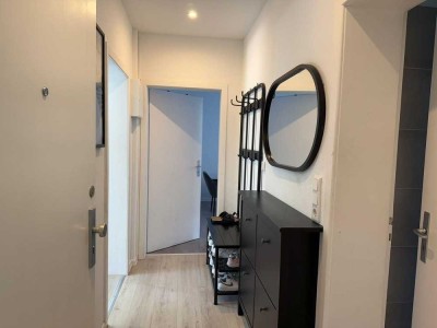 Schöne 2,5-Zimmer-Wohnung mit Balkon in ruhiger Lage