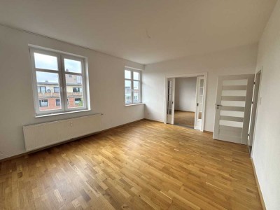 renovierte 4- Zimmer- Whg zu vermieten