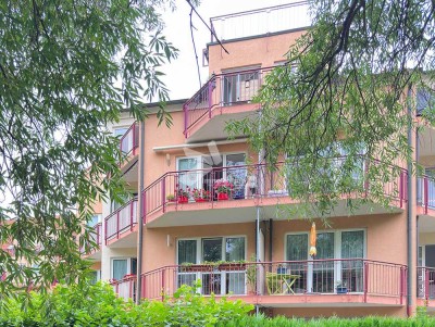 Schicke Eigentumswohnung (2Raum) mit Tiefgaragenstellplatz! Blick ins Grüne! Vermietet!