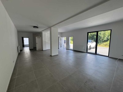 Modernes 80 m² Apartment mit Terrasse & Stellplatz in Engelskirchen-Wiehlmünden