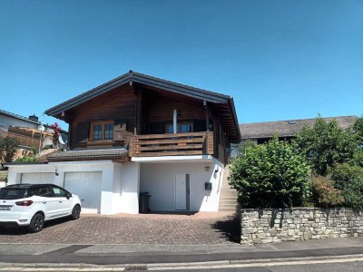 Freistehendes Einfamilienhaus mit Garten, provisionsfrei