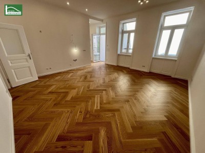 Wunderschöner Altbaustil. Hochwertigst sanierte Erstbezugswohnung mit guter Anbindung.