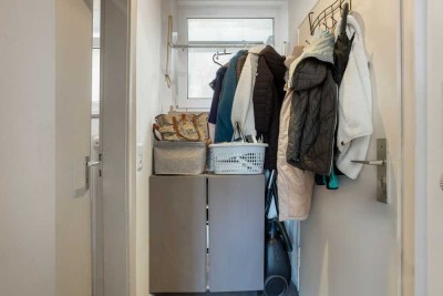 Urban Living im Herzen von Pempelfort: Möblierte 1-Zimmer-Wohnung mit Balkon & Einbauküche