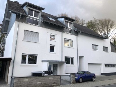 Helle, geräumige 2-Zimmer-Wohnung mit Balkon in guter Lage in Dieburg