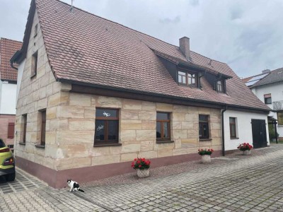 Kleines Haus mit Charme in sanierten Zustand!