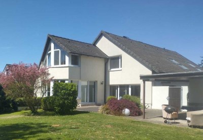 Vielfältige Nutzungsmöglichkeiten - Zweifamilienhaus mit angeschlossenem Pensionsbetrieb