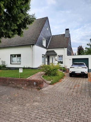 IMMOKONZEPT-NIEDERRHEIN: Sehr schönes Haus, tolles Grundstück, viele Möglichkeiten, Garage usw......