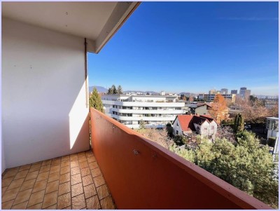 Top Anlegerwohnung in guter Lage in Graz, mit Lift, Balkon, Aussicht, Parkplatz. für 1-2 Personen