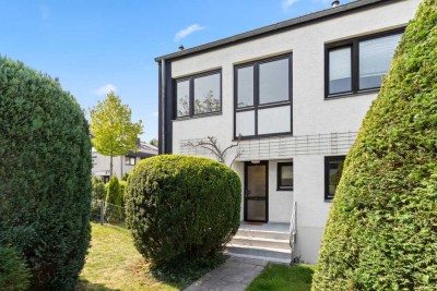 Split-Level trifft Reihenendhaus – wohnen mit Stil und Ausblick